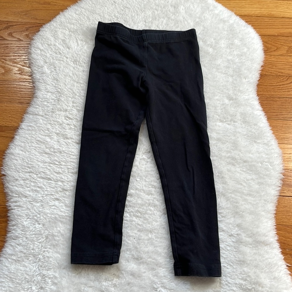 Carter’s Girls Black leggings Sz 6